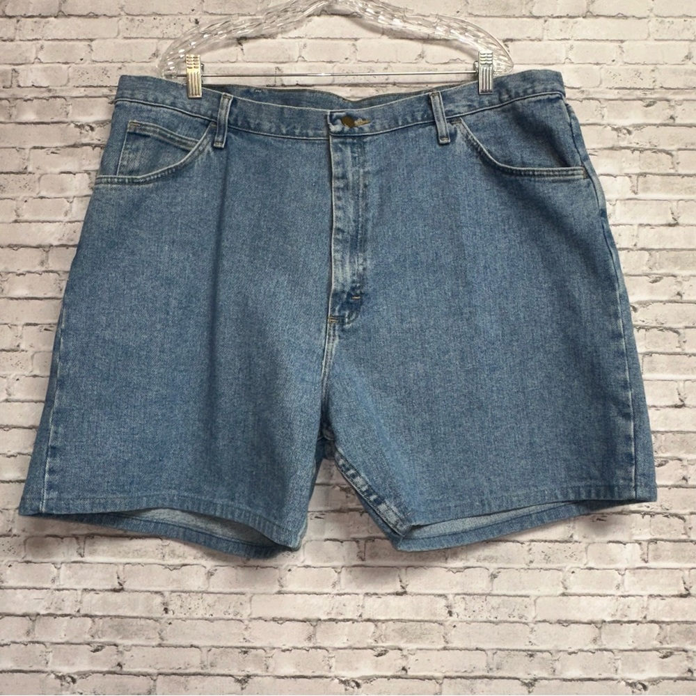 WRANGLER Relaxed Fit Mens Size 42 Jean Denim Shorts 606W1SM 100% Cotton
